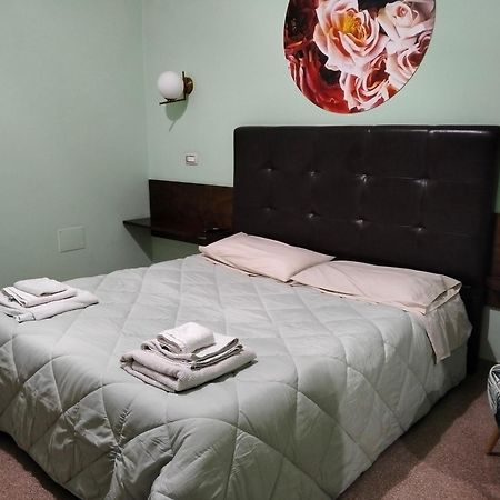 Piazza Verdi Liberty House Lecce Eksteriør billede