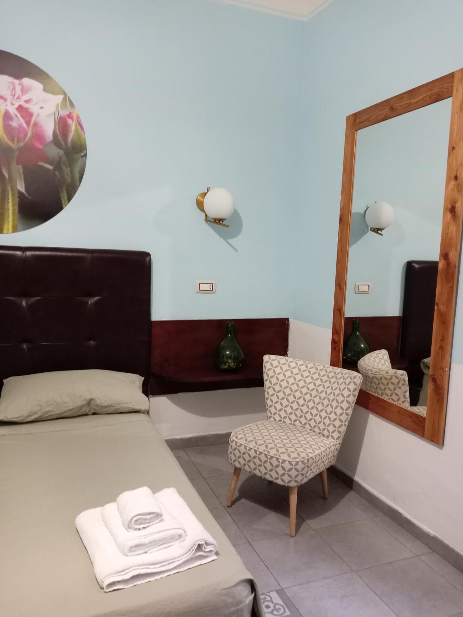 Piazza Verdi Liberty House Lecce Eksteriør billede
