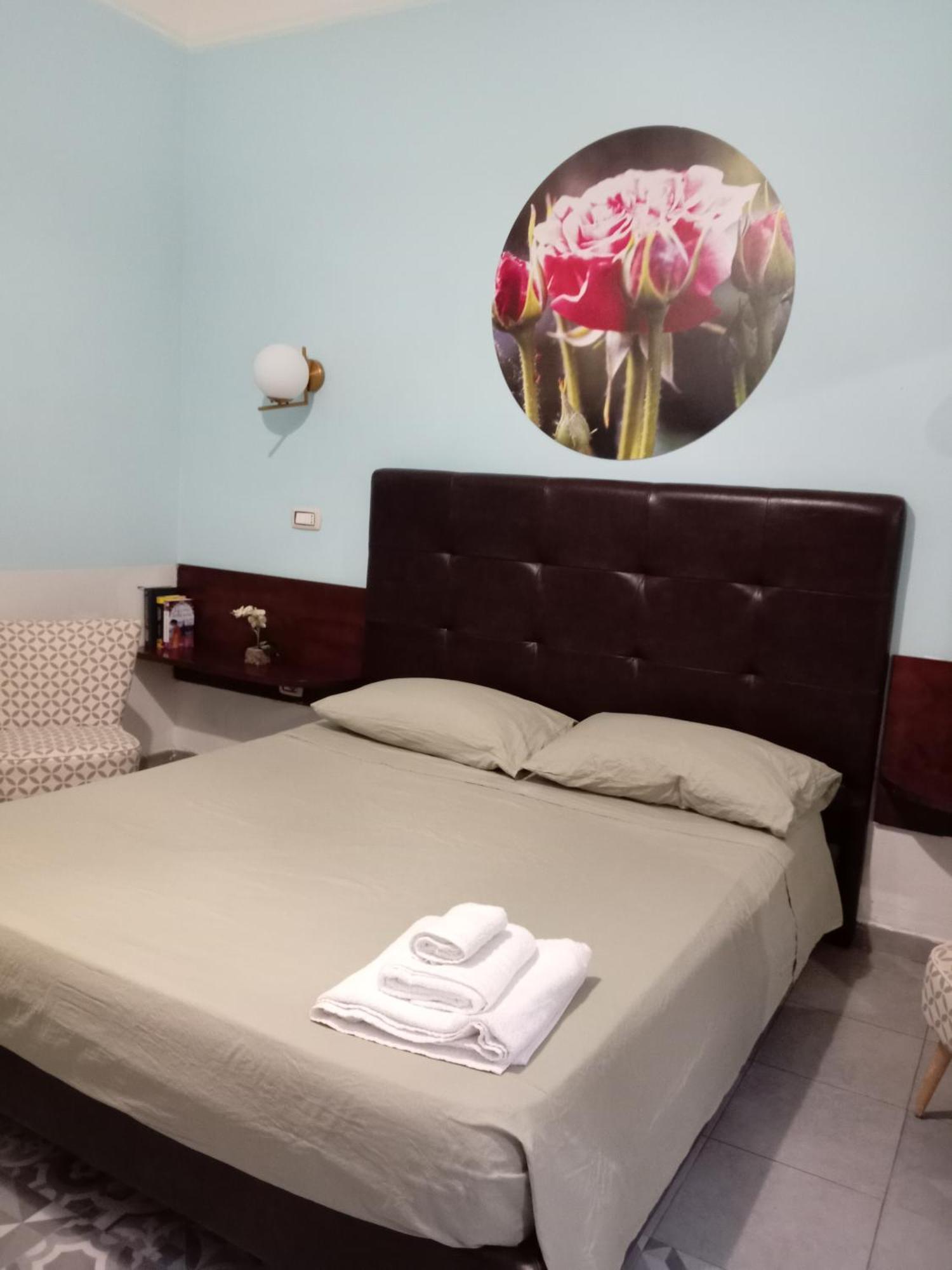 Piazza Verdi Liberty House Lecce Eksteriør billede