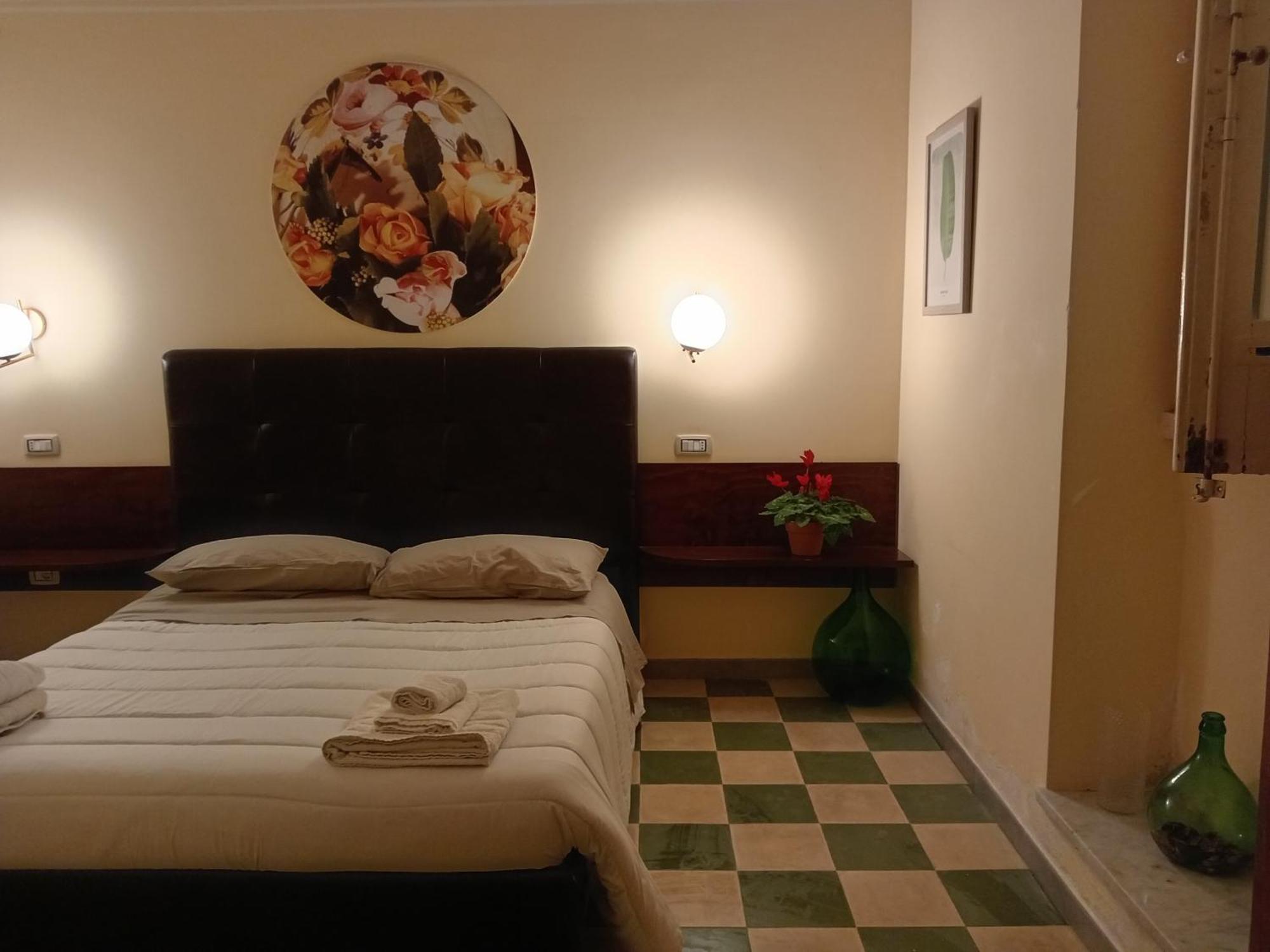 Piazza Verdi Liberty House Lecce Eksteriør billede